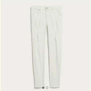 Distressed Skinny Jean